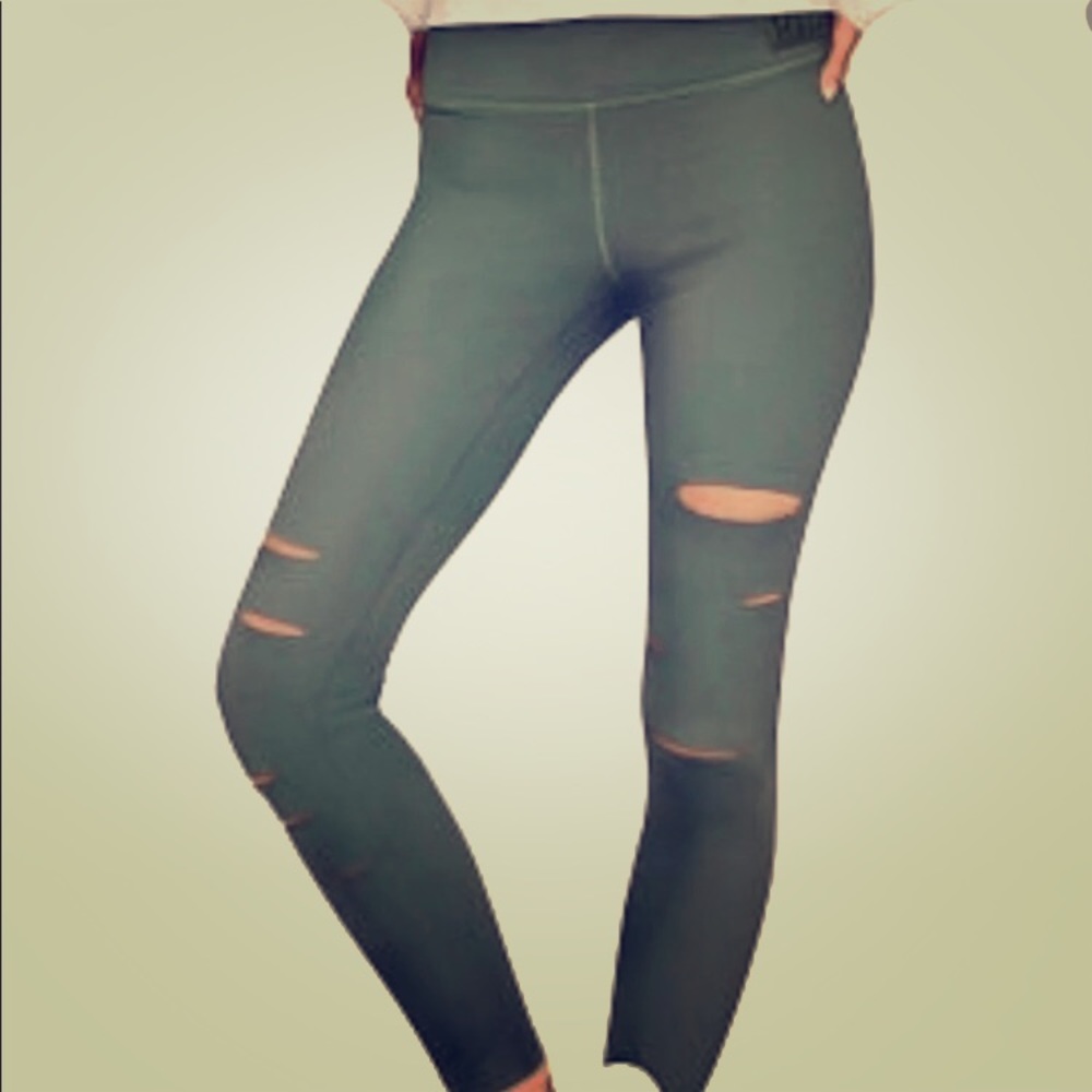 Victoria’s Secret Pink Ultimate Slashed Leggings